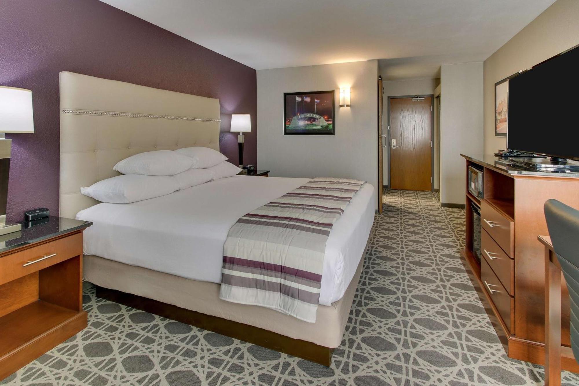 Drury Inn & Suites Поплар Блафф Экстерьер фото